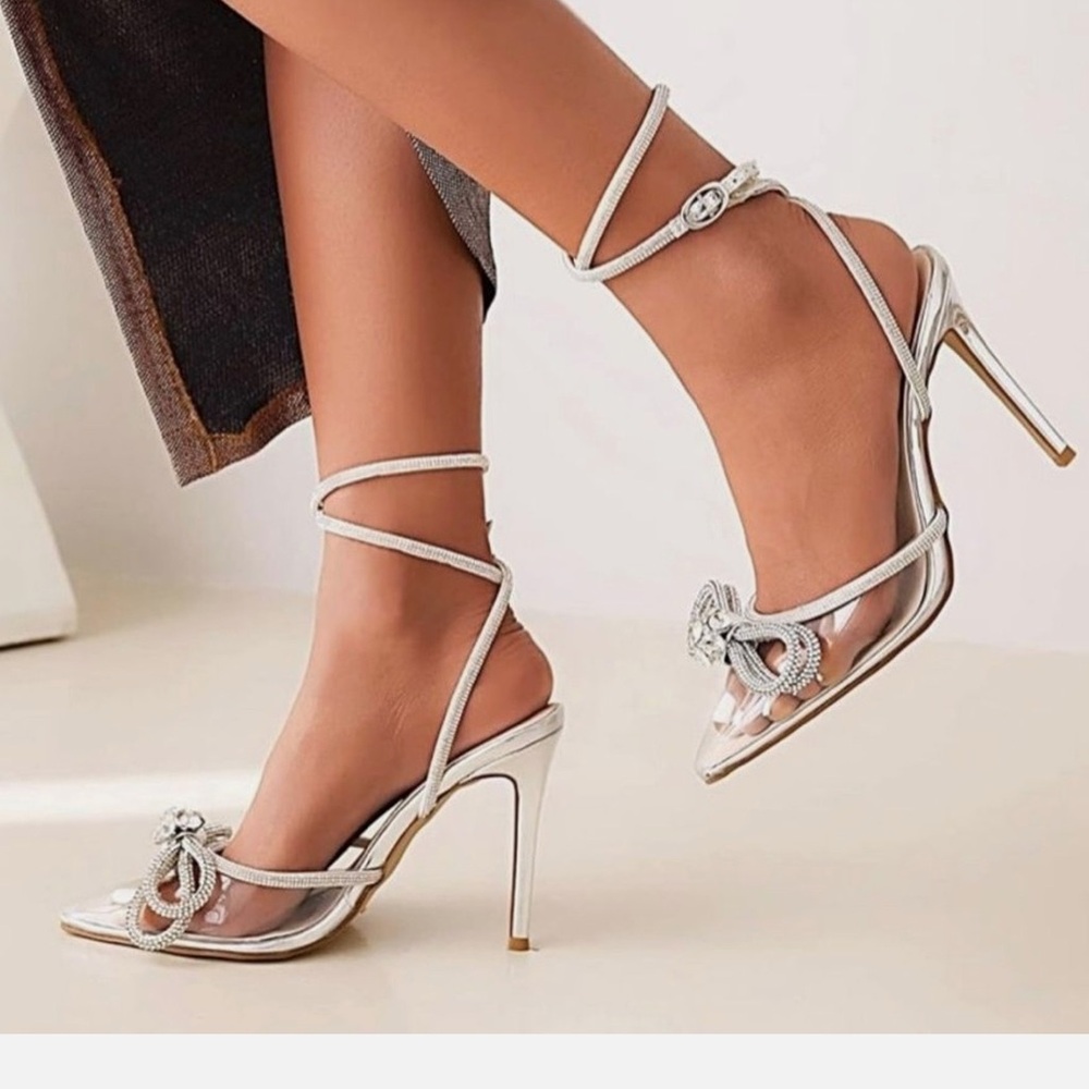 Bcbgeneration Silver Clear Closed Toe Bow Heels - image 1